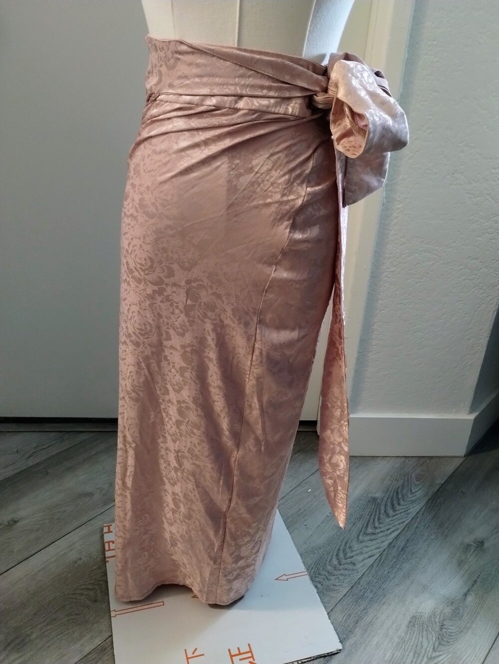 Flounce London Women's Dusty Pink Satin Jacquard Wrap Skirt